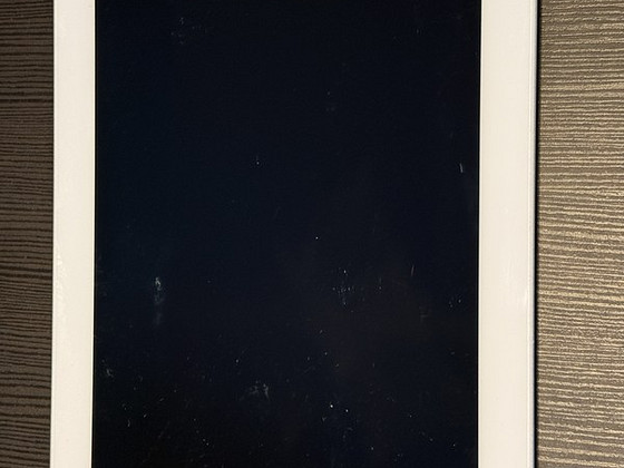 iPad 4 valge Wi-Fi 64 gb