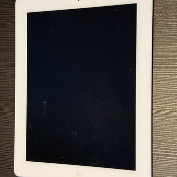 iPad 4 белый Wi-Fi 64 gb