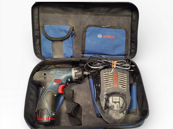 Акудрелль Bosch GSR 10,8v-LI + Аку + Зарядка