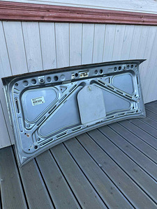 Müüa BMW E30 tagaluuk (2 foto / 2)