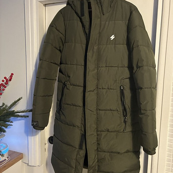 Superdry mantel, suurus S/M avar.