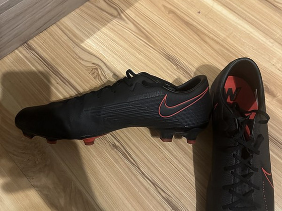 Футбольные бутсы Nike Mercurial Vapor