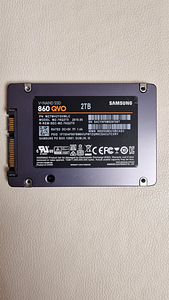 Samsung MZ-76Q2T0BW, 2.5", 2 TB (3 foto / 6)