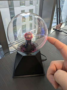 Plasma lamp GLOBO (3 foto / 3)