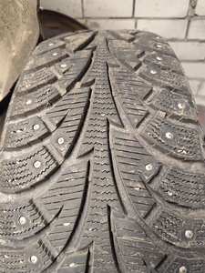 225/50 R18 (1 фото из 4)