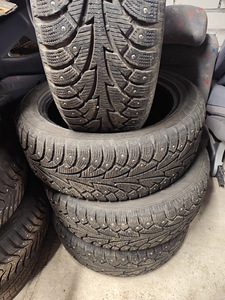 225/50 R18 (4 фото из 4)