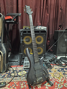 Schecter Stiletto Studio-5 STBLS - бас-гитара (1 фото из 9)
