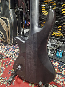 Schecter Stiletto Studio-5 STBLS - бас-гитара (3 фото из 9)