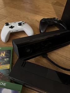 Xbox One + Kinect + 2 контроллера + 3 игры (6 фото из 6)