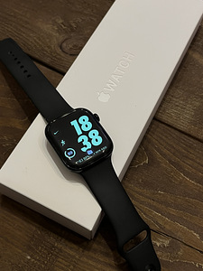 Apple Watch Series 10 GPS 46mm (1 foto / 2)