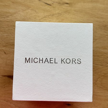 Женские часы Michael Kors