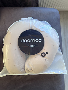 Подушка для кормления DOOMOO (1 фото из 4)