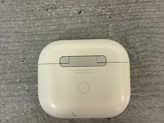 AirPods 3. põlvkond täielikult töökorras heas seisukorras