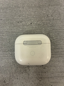AirPods 3. põlvkond täielikult töökorras heas seisukorras (1 foto / 3)