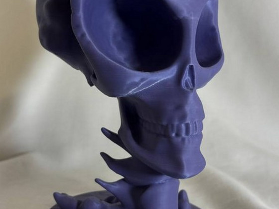 3D-статуэтка “Skull” — фиолетовый череп на подставке, декор/