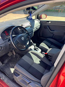 Продается VW Golf Plus автомат (5 фото из 6)
