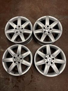 17" оригинальные диски Mercedes-Benz 5x112 (1 фото из 8)