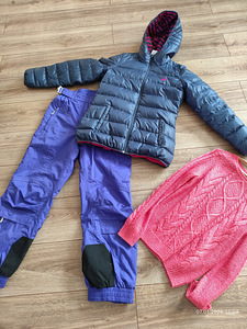 Куртка Adidas 36 + (1 фото из 3)