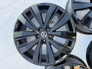 20" оригинальные диски Volkswagen 5x120 для Amarok, Crafter, T5/T6 (3 фото из 10)