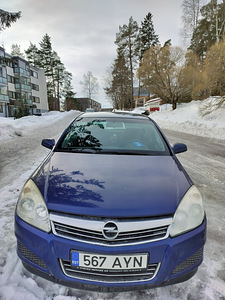 Opel Astra (1 фото из 4)