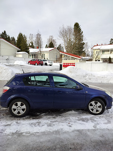 Opel Astra (2 фото из 4)