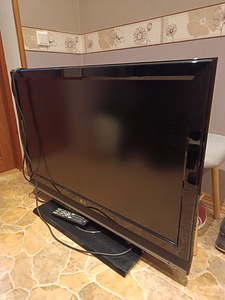 LG 42LC45 (1 фото из 3)