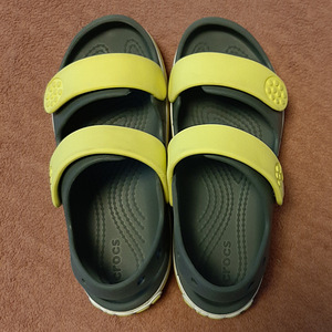 Sandaalid CROCS (J3) (5 foto / 7)