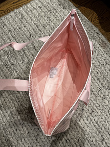 Сумка Victoria’s Secret (3 фото из 6)