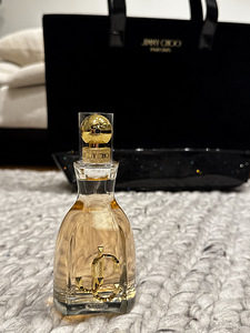 Парфюм Jimmy Choo (2 фото из 7)