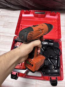 Hilti SF-121-A/SF-144-A наборы с аккумуляторами и зарядками (3 фото из 7)