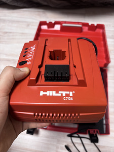 Hilti SF-121-A/SF-144-A наборы с аккумуляторами и зарядками (7 фото из 7)