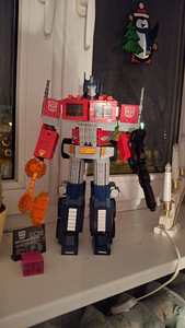 Lego Optimus Prime (1 фото из 1)
