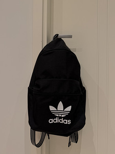 Рюкзак ADIDAS (1 фото из 4)