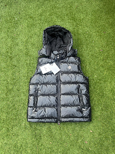 Moncler vest , M, L, (2 foto / 3)