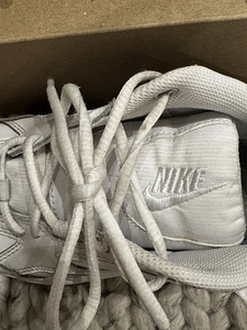 Nike кроссовки (белые) (4 фото из 5)