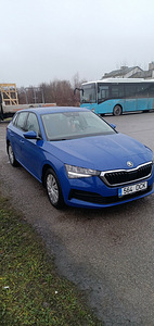 Продается в идеальном состоянии Skoda (7 фото из 7)