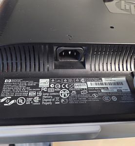 HP Monitor (5 foto / 8)