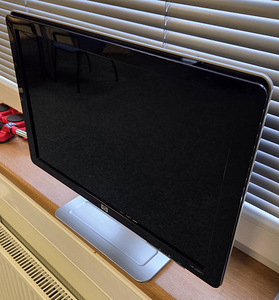 HP Monitor (6 foto / 8)