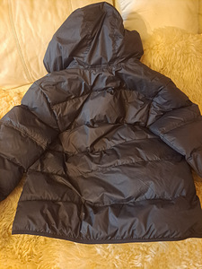 Зимняя куртка (2 фото из 3)