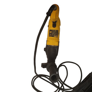 Перфоратор DeWalt D25033 + чемодан (6 фото из 6)