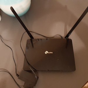 TP-Link TL-MR6400 (SIM-kaart) (2 foto / 10)