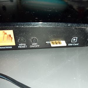 TP-Link TL-MR6400 (SIM-kaart) (5 foto / 10)
