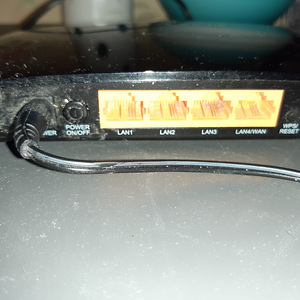 TP-Link TL-MR6400 (SIM-kaart) (6 foto / 10)