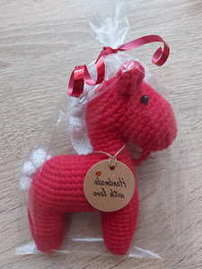 Punane hobune,12 cm. Käsitöö (1 foto / 2)