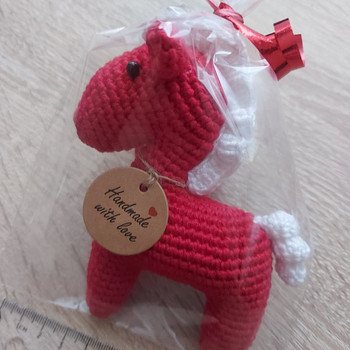 Punane hobune.11 cm Käsitöö/100%puuvill