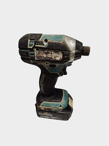 Акудрелль Makita DTD152 + Аку 4,0АЧ (1 фото из 4)