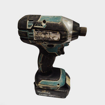 Akutrell Makita DTD152 + AKU 4,0AH