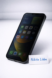 Защитное стекло конфиденциальности для iPhone (1 фото из 2)