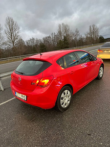 Opel (5 foto / 9)