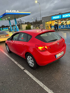 Opel (6 foto / 9)
